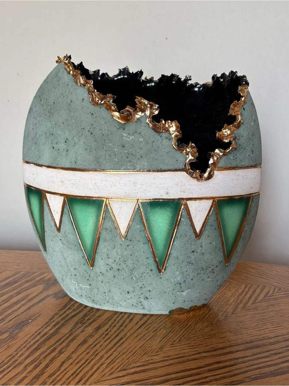Sharon Penn Southwest Green 22K Gold Accent Pottery Vase Artist Signed
